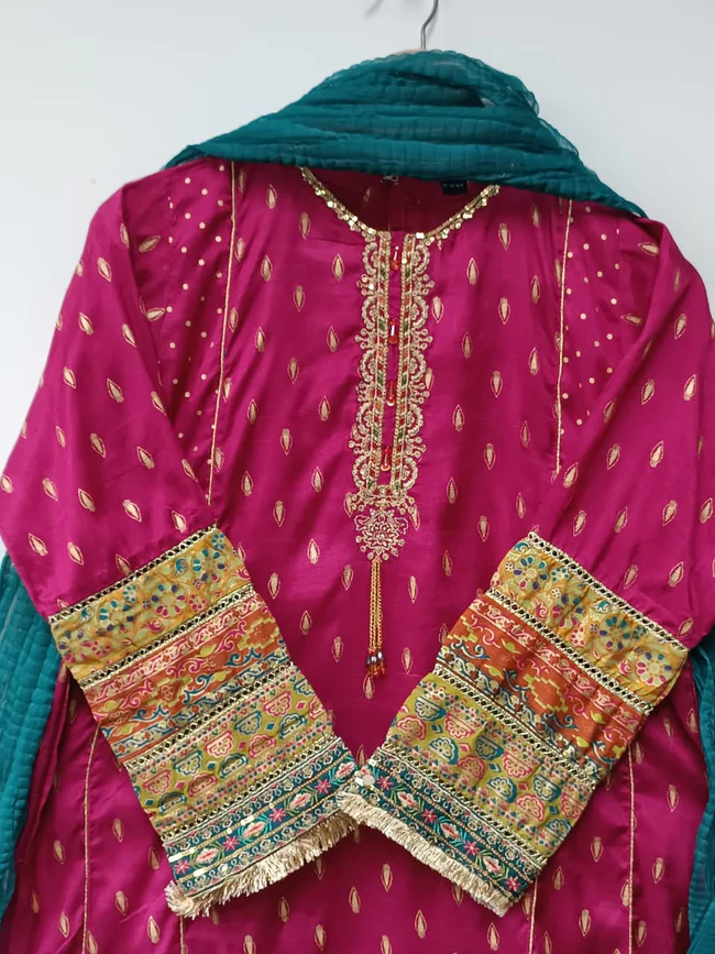 HUDA_KIDS_GARNET_4_650x